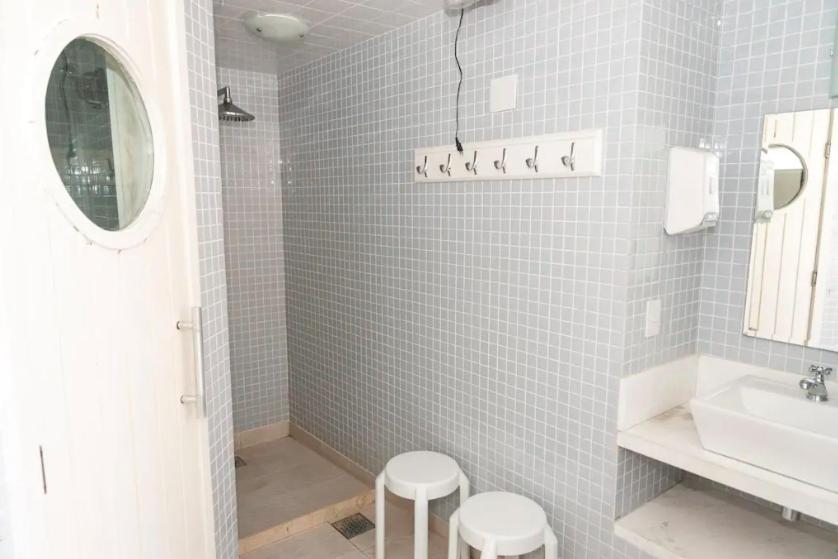 Apartamento Flat De Luxo Com Piscinas E Jacuzzi No Leblon *